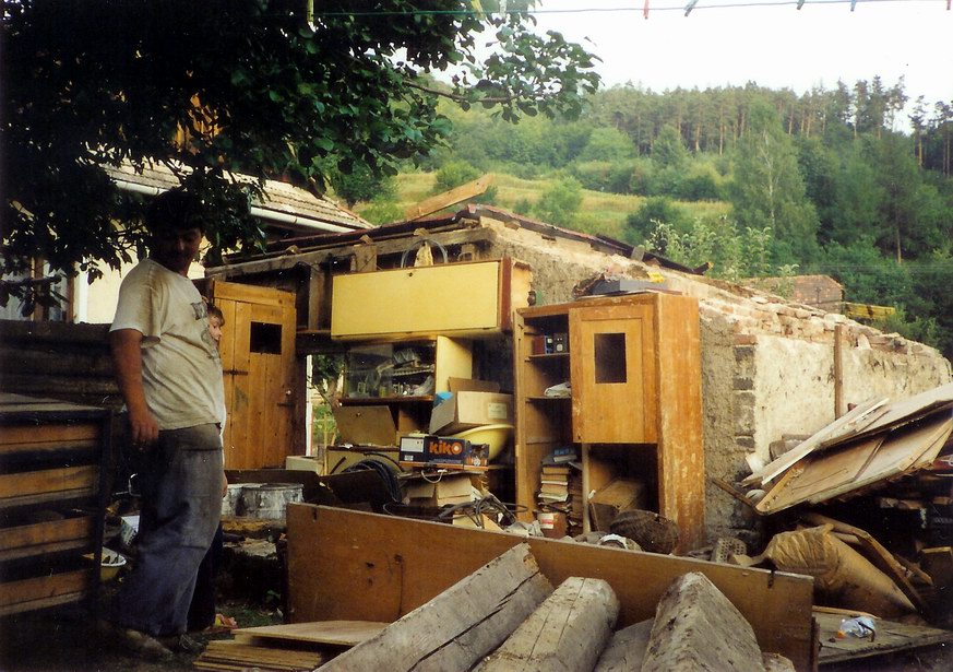 Rozoberme drevre (August 1998)