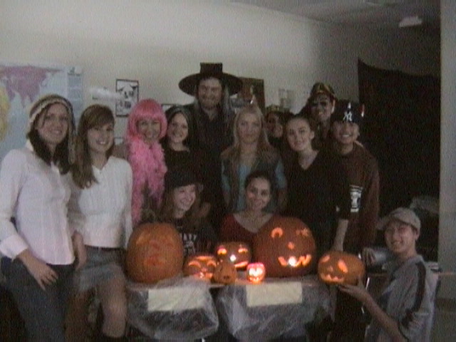 Halloween partymy ESL class picture 999