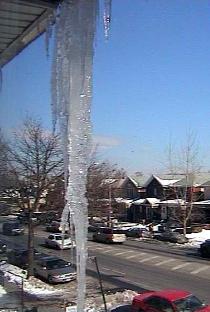 Icicle - or 'ценцулька' as our landlady would say (January 2004) Icicle - or 'ценцулька' as our landlady would say (January 2004)