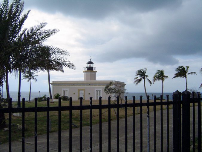 Walking to La Chata Beach picture 150