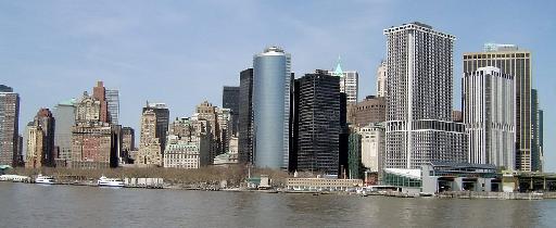 View from the ferry to the Manhattan. (April 2005) View from the ferry to the Manhattan. (April 2005)