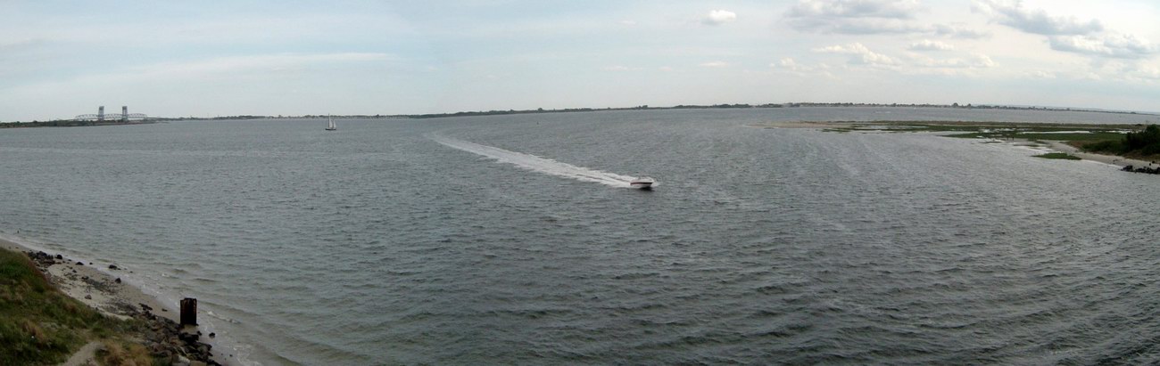 Bike riding seashore picture 1452