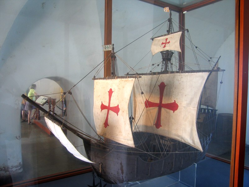 Model of the Columbus' flagship Santa Maria in the San Juan fort museum (April 2006)