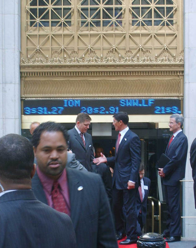 Slovak Prime Minister opens the New York Stock Exchange this morning
