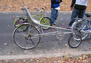 This bike has no handlebars (October 2006) This bike has no handlebars (October 2006)