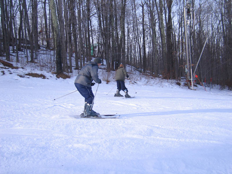 Skiing in Catskills picture 14325