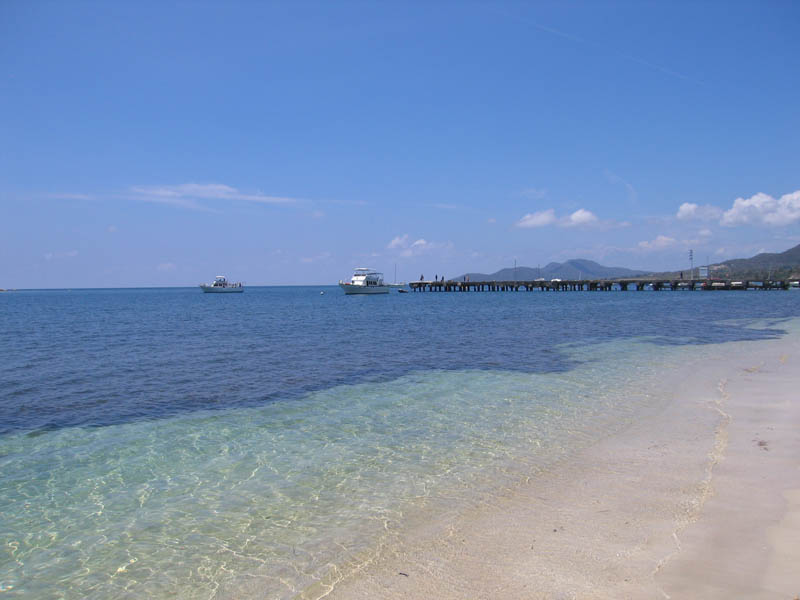 A distant view to Old Pier, Esperanza, and Monte Pirata