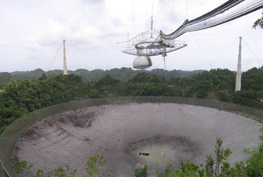 Observatórium v Arecibo (August 2007)