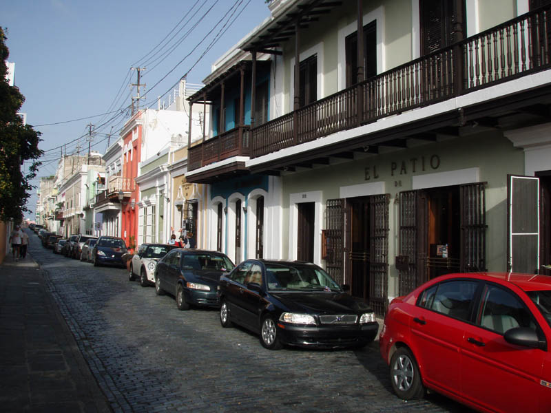 Walking the lanes of Old San Juan picture 15962