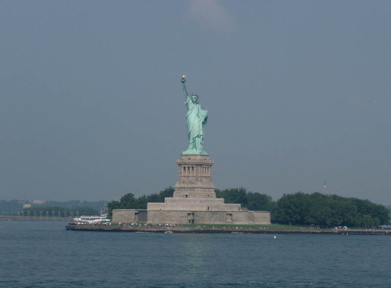 Statue of Liberty and the Battery Park picture 15799