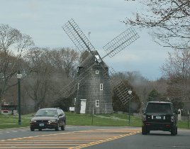 Windmill (April 2008) Windmill (April 2008)