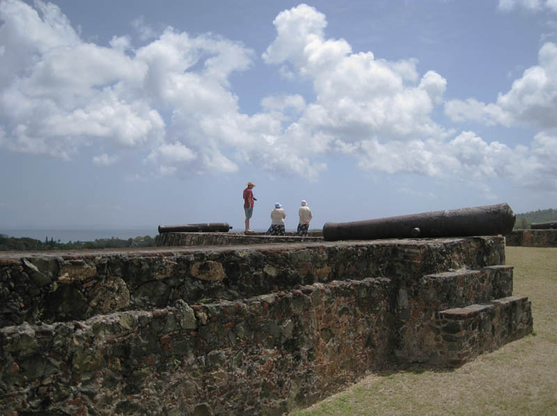 Day 5, Wednesday - the fort, Casa de Amistad, Mosquito Pier, Topacio picture 16900