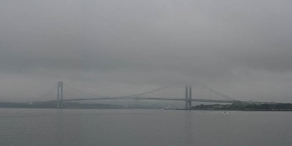 Verrazano in clouds - it doesn't look like a sunny day (September 2008) Verrazano in clouds - it doesn't look like a sunny day (September 2008)