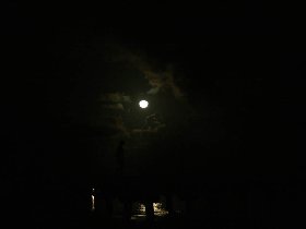 Walking the old pier under the moonshine (April 2009) Walking the old pier under the moonshine (April 2009)