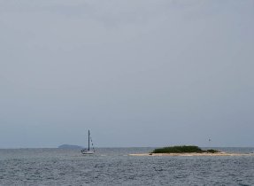Captain Bill anchored at the same place as last year with us (April 2009) Captain Bill anchored at the same place as last year with us (April 2009)