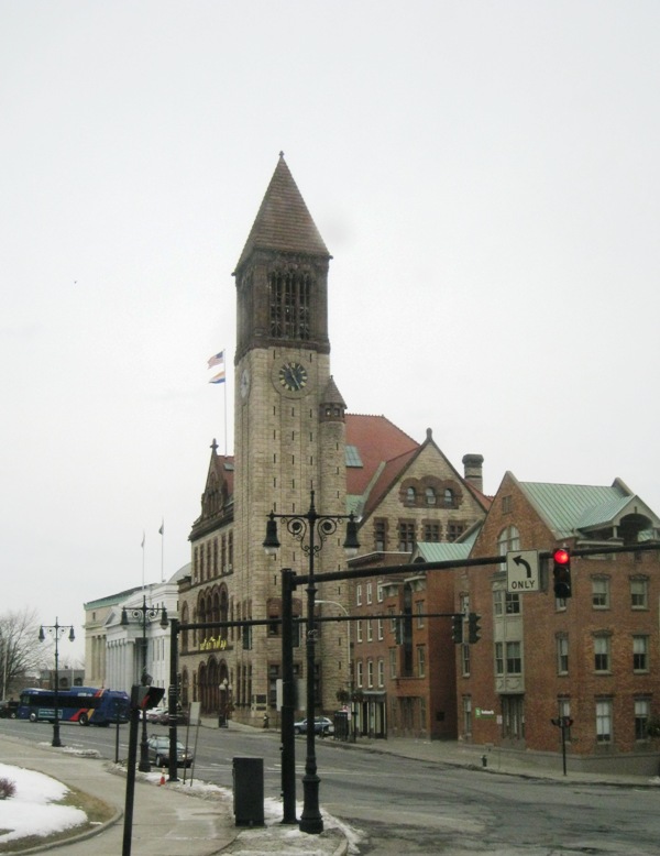 Miestna radnica - City Hall