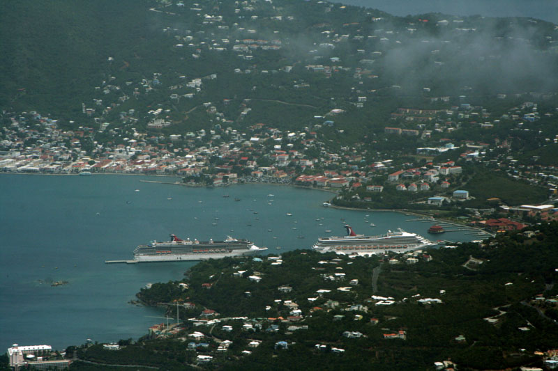Cruisers anchoring at St. Thomas