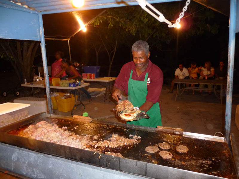 Tripaburger in Esperanza