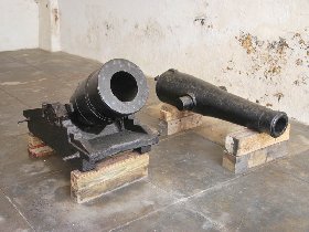 Guns near toilets (July 2010) Guns near toilets (July 2010)