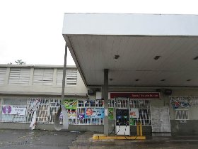 Damaged roof at the pump (August 2010) Damaged roof at the pump (August 2010)