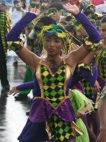 Day 18 - Carnival, BioBay, ... (July 2010) Day 18 - Carnival, BioBay, ... (July 2010)