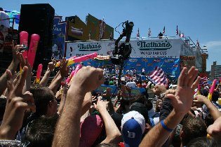 Nathan's Famous HotDog Eating Contest (July 2010) Nathan's Famous HotDog Eating Contest (July 2010)