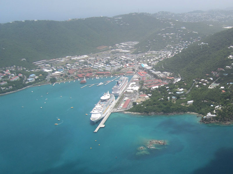 Cruisers anchored in Charlotte Amalie
