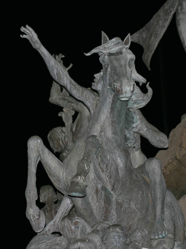 One of the sculptures at Fuente Races (Roots Fountain)