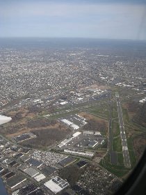 Letisko Teterboro (Apríl 2010) Letisko Teterboro (Apríl 2010)