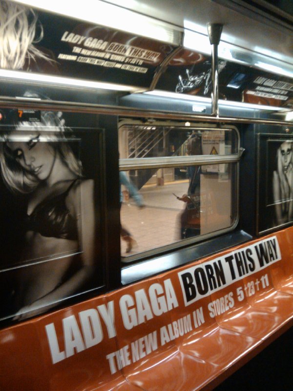 Lady Gaga at 42nd shuttle train picture 27482