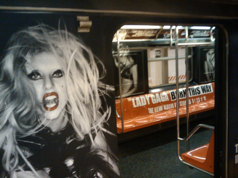 Lady Gaga at 42nd shuttle train picture 27484