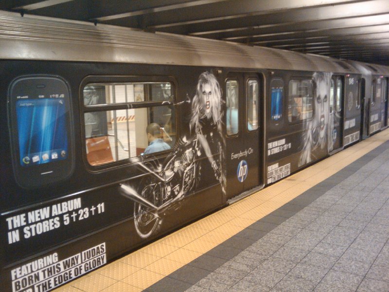 Lady Gaga at 42nd shuttle train picture 27485