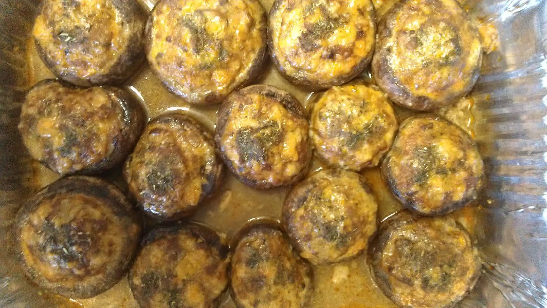 Roasted mushrooms stuffed with spiced ground beef and cheese