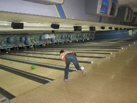 Bowling (November 2011) Bowling (November 2011)