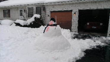 I saved the snowman yesterday....requires some driving skills to get to and from garage though... (February 2013) I saved the snowman yesterday....requires some driving skills to get to and from garage though... (February 2013)