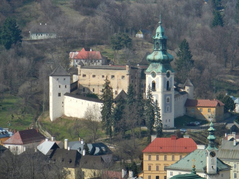 Old Castle seen from top level of New Castle