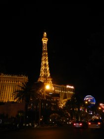 tisk letáků a6 brno Eiffel Tower Replica (May 2014)