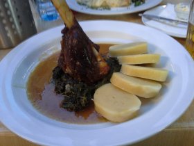 Roasted lamb knee with Czech dumplings (June 2014) Roasted lamb knee with Czech dumplings (June 2014)