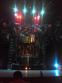 STOMP stage just before the show (September 2014) STOMP stage just before the show (September 2014)