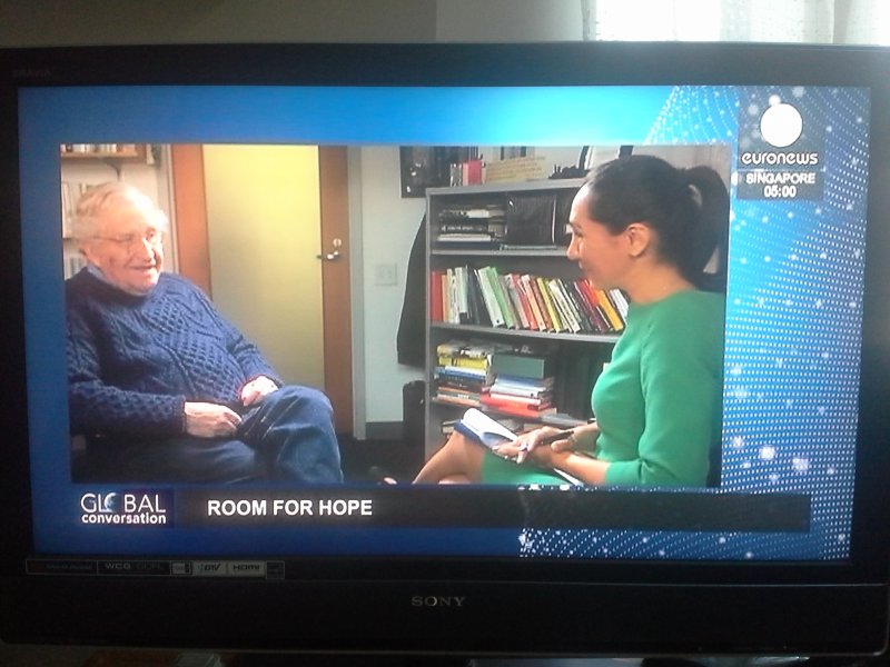 Very interesting interview with Noam Chomsky on Euronews chanel