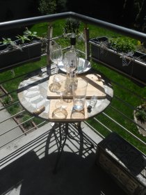 The balcony party (April 2015) The balcony party (April 2015)