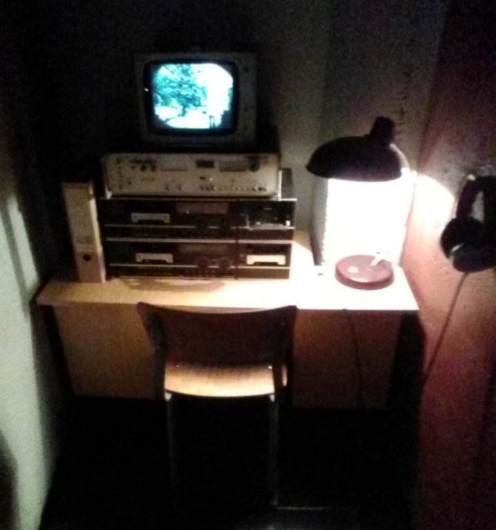 Stasi cubicle