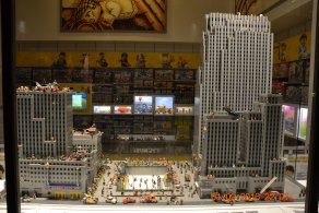 Lego model of Rockefeller Center (September 2016) Lego model of Rockefeller Center (September 2016)