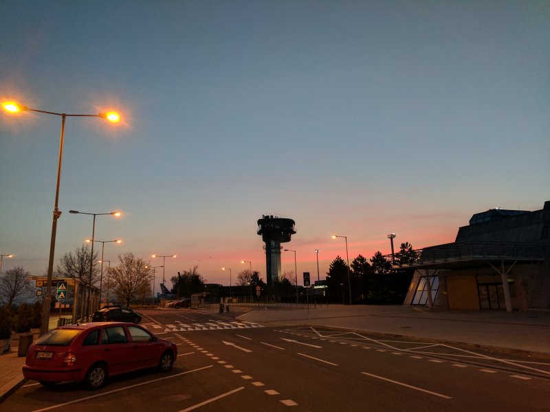 Airport control towers picture 46795