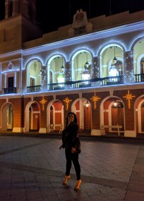 Main square - and again nobody there but the wooden three kings (December 2018) Main square - and again nobody there but the wooden three kings (December 2018)