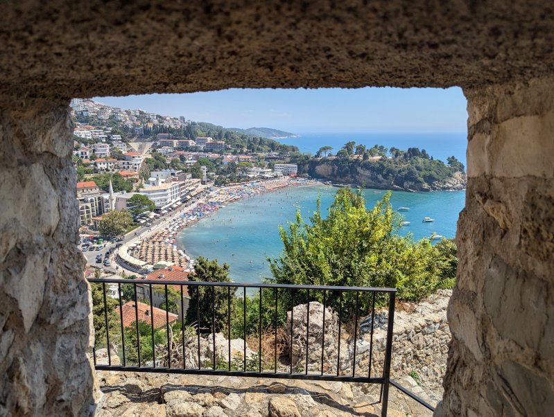 A view to the crowded town beach