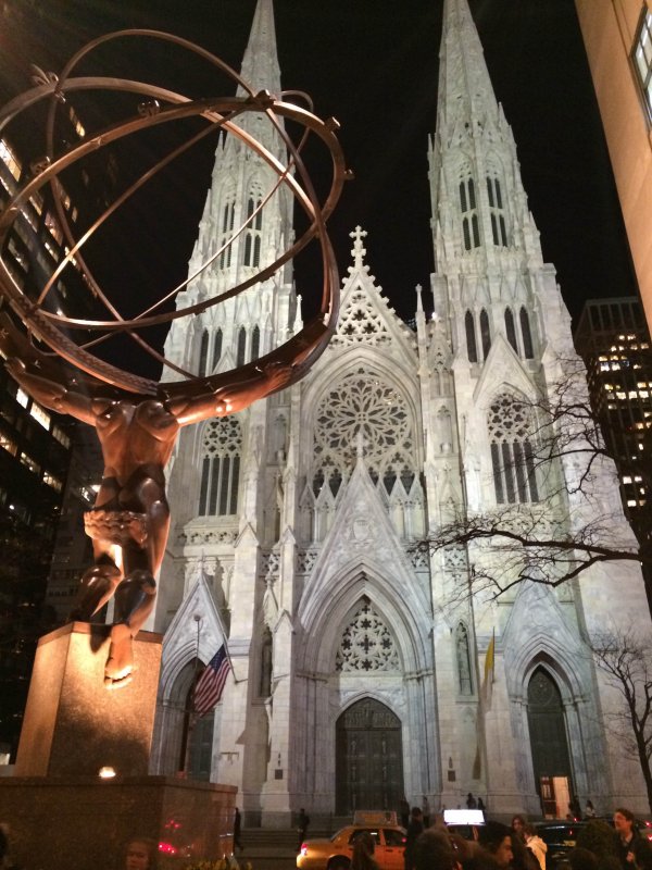 Katedrla sv. Patrika - sdlo newyorskho arcibiskupa (Aprl 2015)