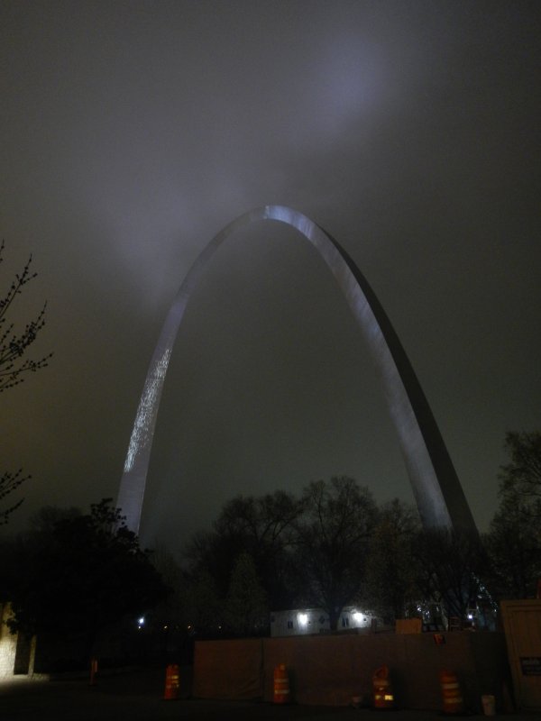 Brána na východ (Getaway Arch), St. Louis (Apríl 2015)