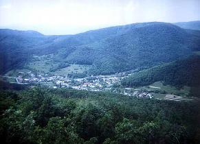 A view to Doln Ves from urova Skala (May 2003)