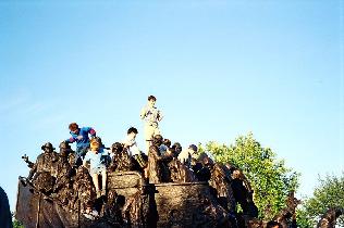 The Irish Memorial - Irish immigrants monument (May 2004)